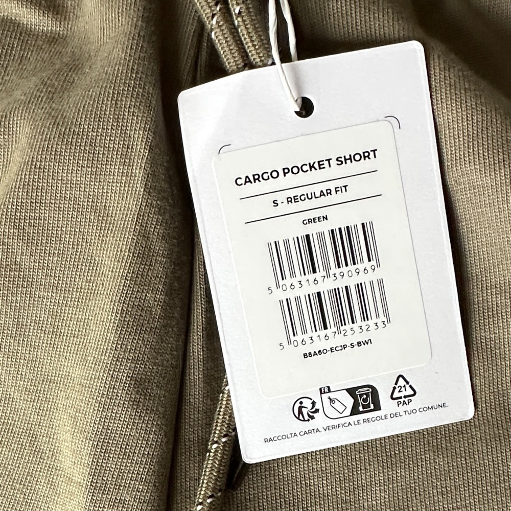 Final price - Gymshark green relaxed fit Cargo Shorts for Women size small - Picture 6 of 10